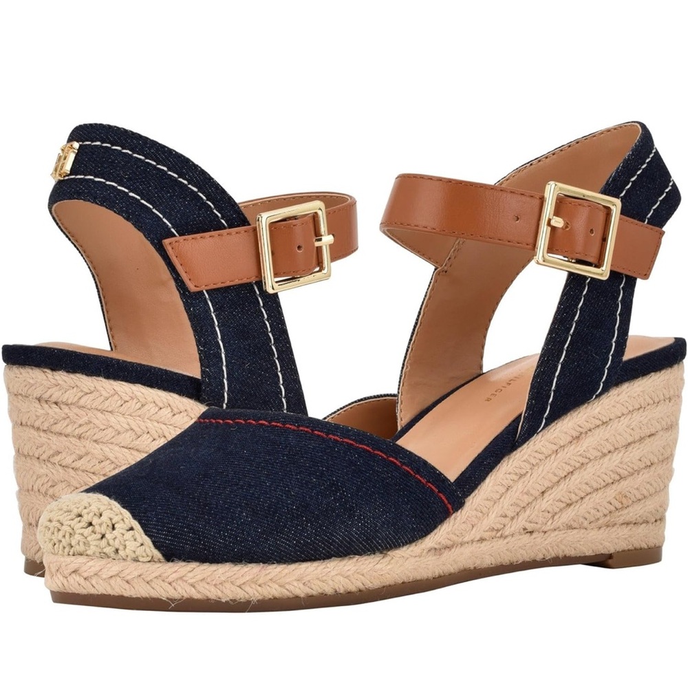 Tommy Hilfiger Women's Nilsa Sandal Blue and Tan